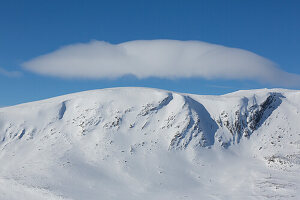 Verschneite Berglandschaft, Dovrefjell-Sunndalsfjella-Nationalpark, Norwegen