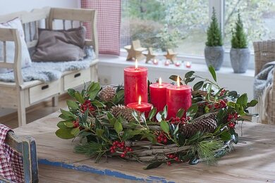 Kleine Advent und Winterdeko vorm … – Bild kaufen – 12366383 ❘  Gartenbildagentur Friedrich Strauss