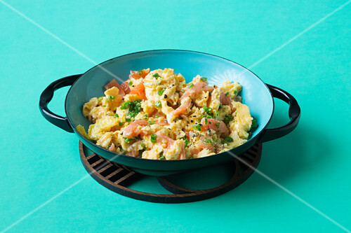 Creamy scrambled eggs with smoked salmon (keto cuisine)