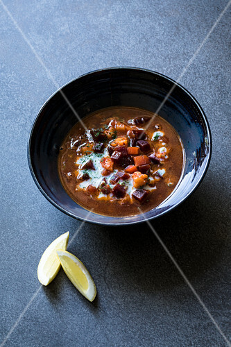 Beetroot soup with dill, prawns and buttermilk